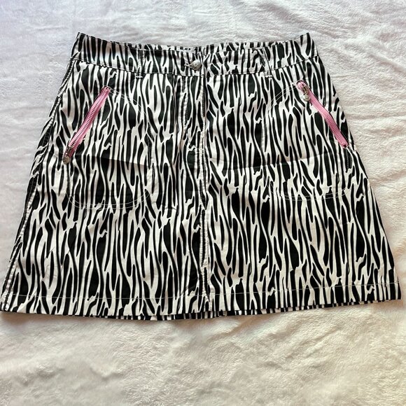 Daily Sports Zebra Print Womens Golf Skort Size 8 Black White Mesh Lining Zipper - Picture 1 of 13